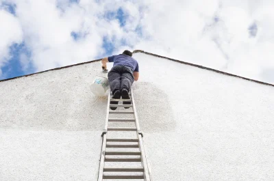 Peinture extérieure à Clermont-Créans — façades et ravalement